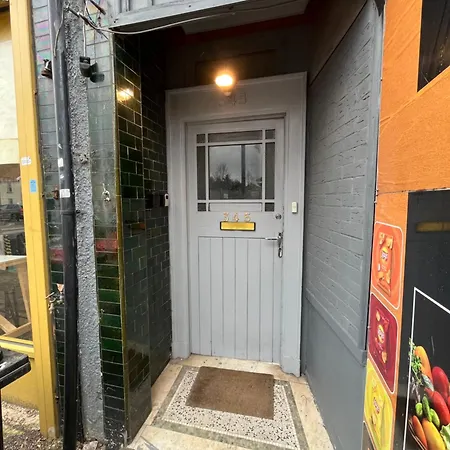 Private 2 Near Southmead Hospital Гостьовий будинок