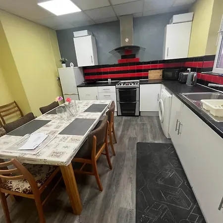 Private 2 Near Southmead Hospital Bristol