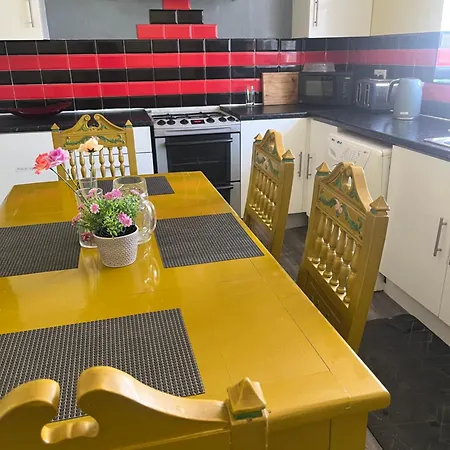 Private 2 Near Southmead Hospital *