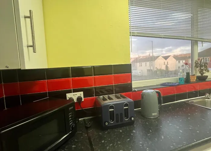 Private 2 Near Southmead Hospital بيت ضيافة بريستول