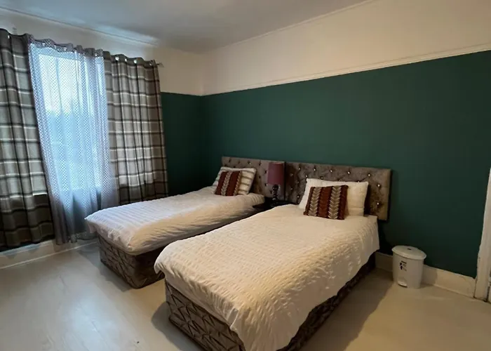 Private 2 Near Southmead Hospital بيت ضيافة *