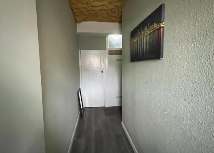 بيت ضيافة Private 2 Near Southmead Hospital بريستول